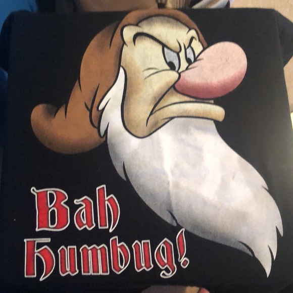 Grumpy Christmas T-shirt - Picture 4 of 5